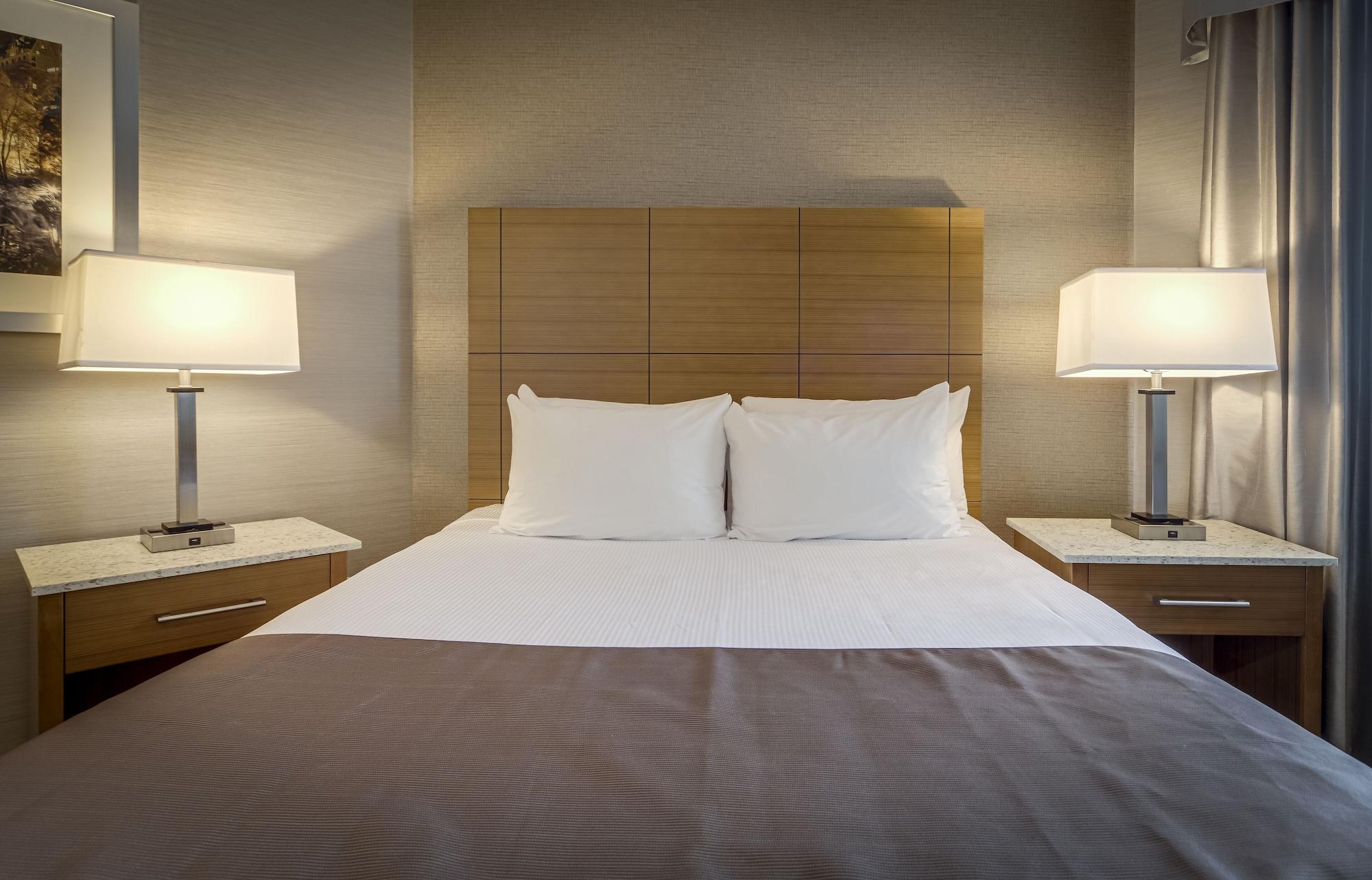 Monte Carlo Inn Vaughan Suites Zewnętrze zdjęcie