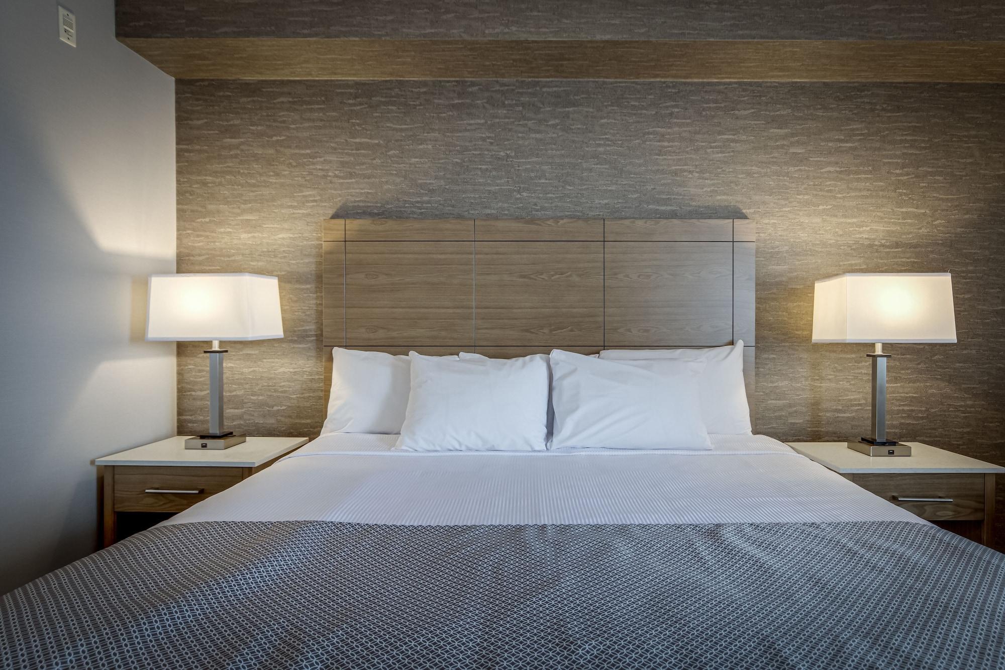 Monte Carlo Inn Vaughan Suites Zewnętrze zdjęcie