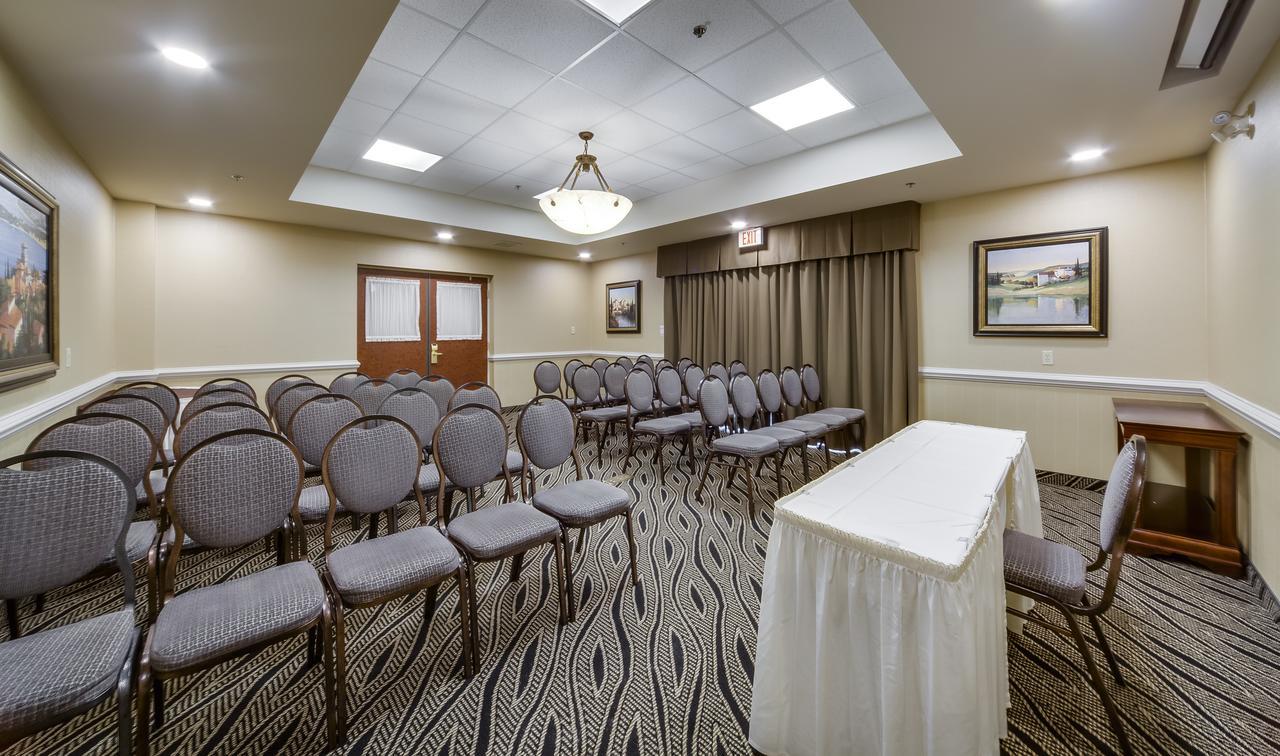 Monte Carlo Inn Vaughan Suites Zewnętrze zdjęcie