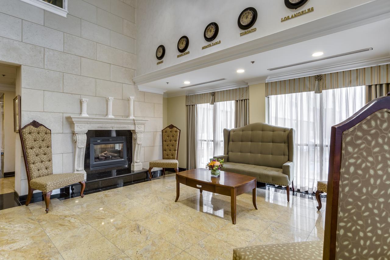 Monte Carlo Inn Vaughan Suites Zewnętrze zdjęcie