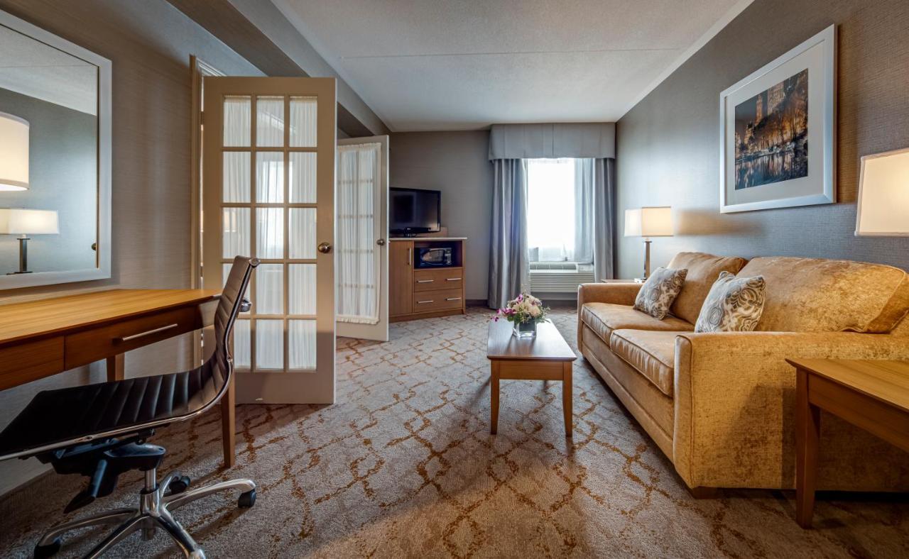 Monte Carlo Inn Vaughan Suites Zewnętrze zdjęcie