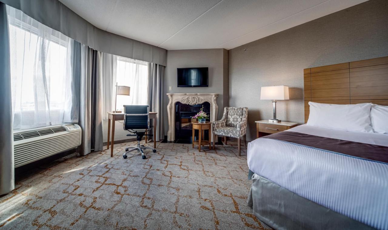 Monte Carlo Inn Vaughan Suites Zewnętrze zdjęcie