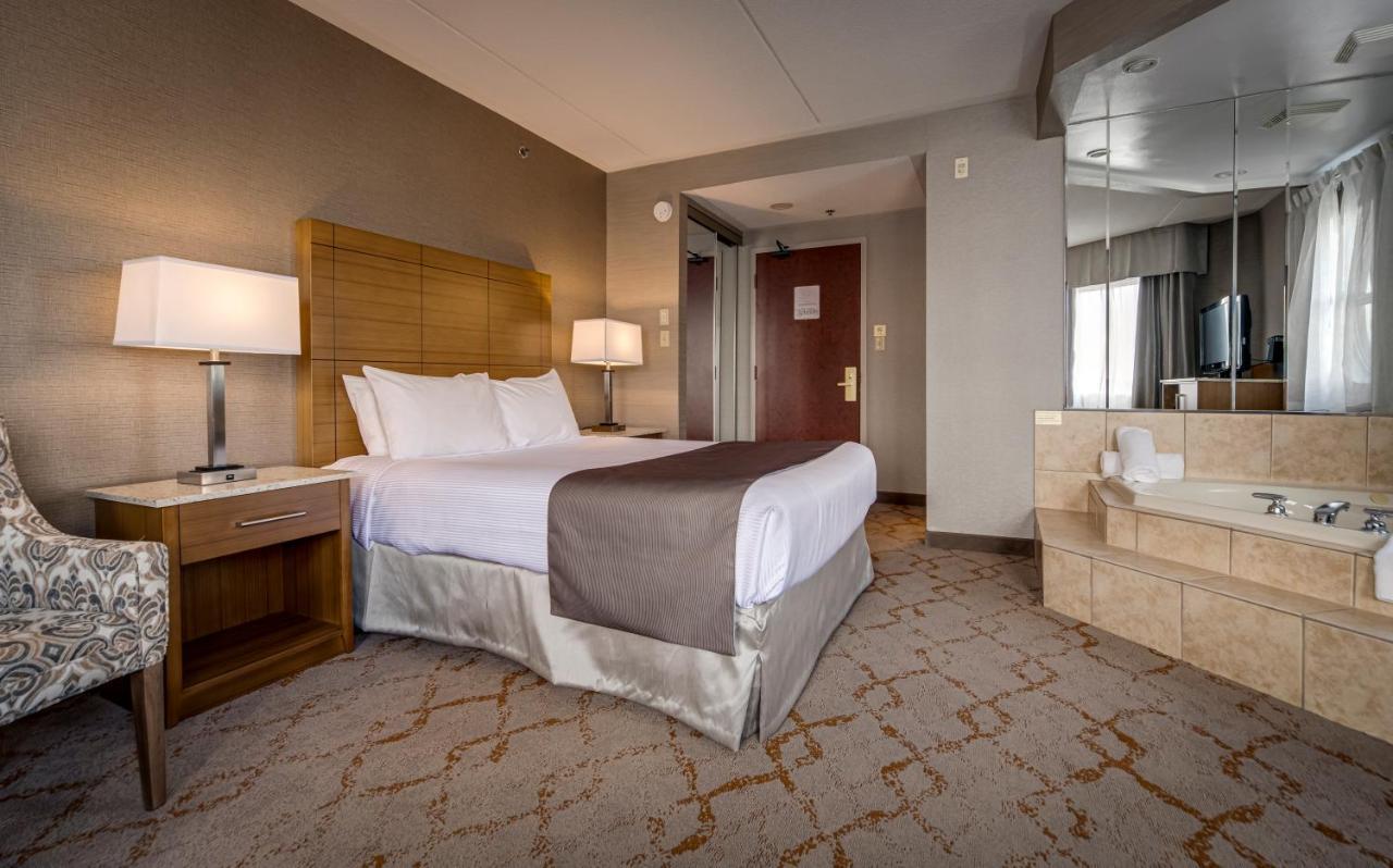 Monte Carlo Inn Vaughan Suites Zewnętrze zdjęcie